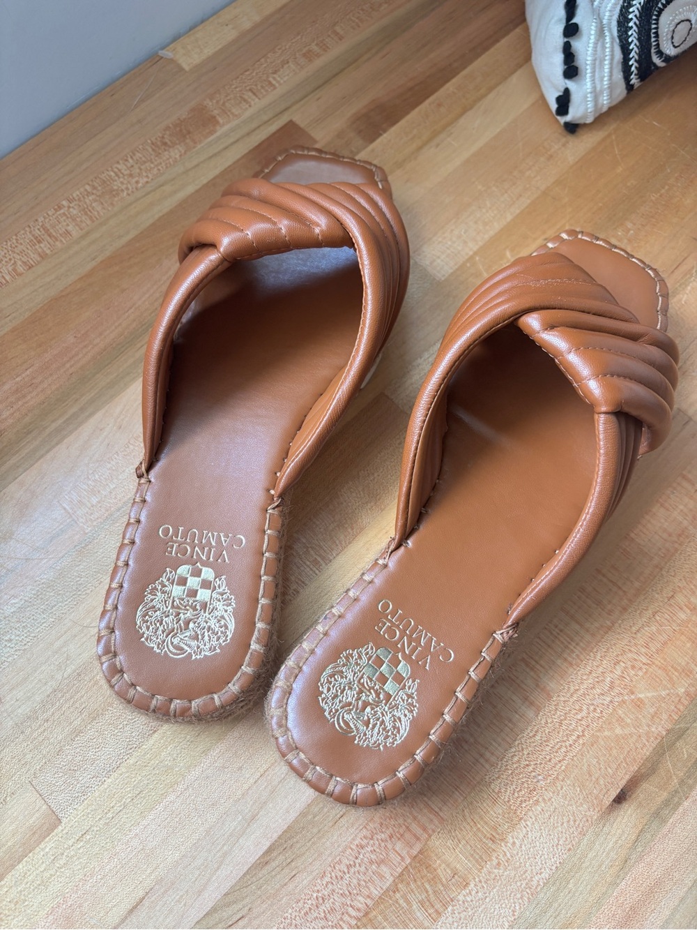 Vince Camuto Sandal